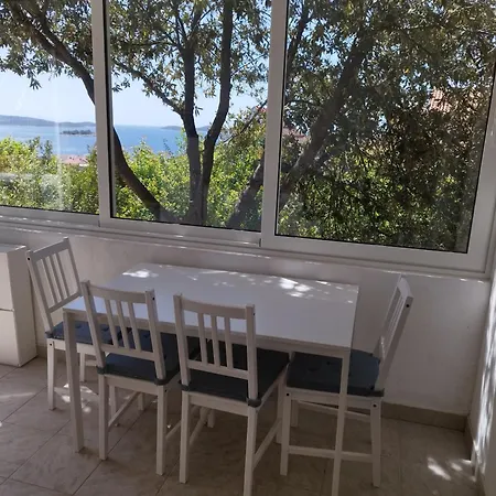 펜션 Summer With Breathtaking View Zečevo