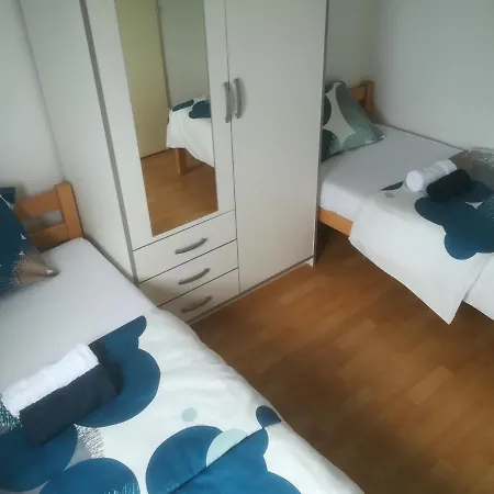 Summer With Breathtaking View Feriehus Zečevo